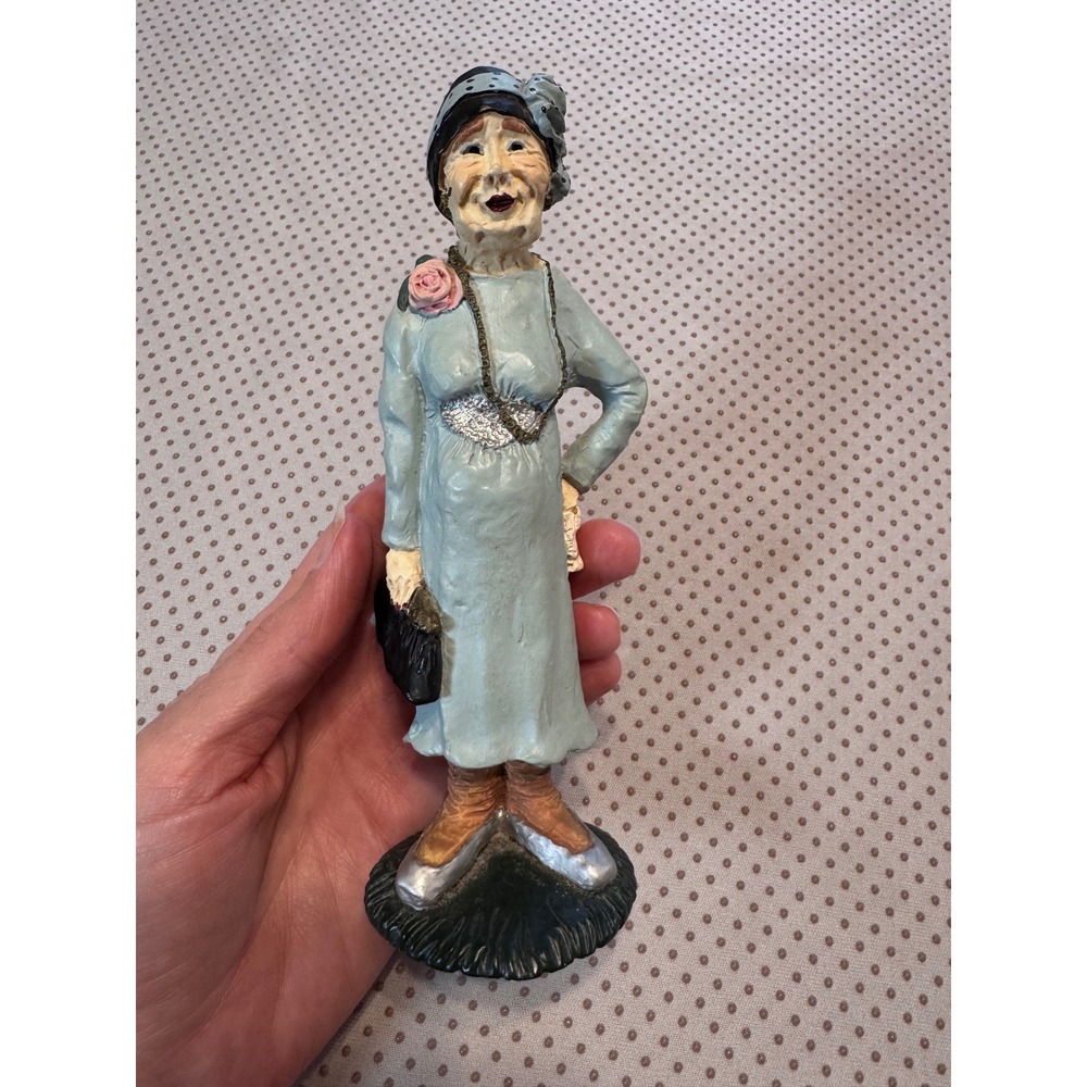 Hanfords Marge Crunklet Lincoln County  Garden Club Figurine